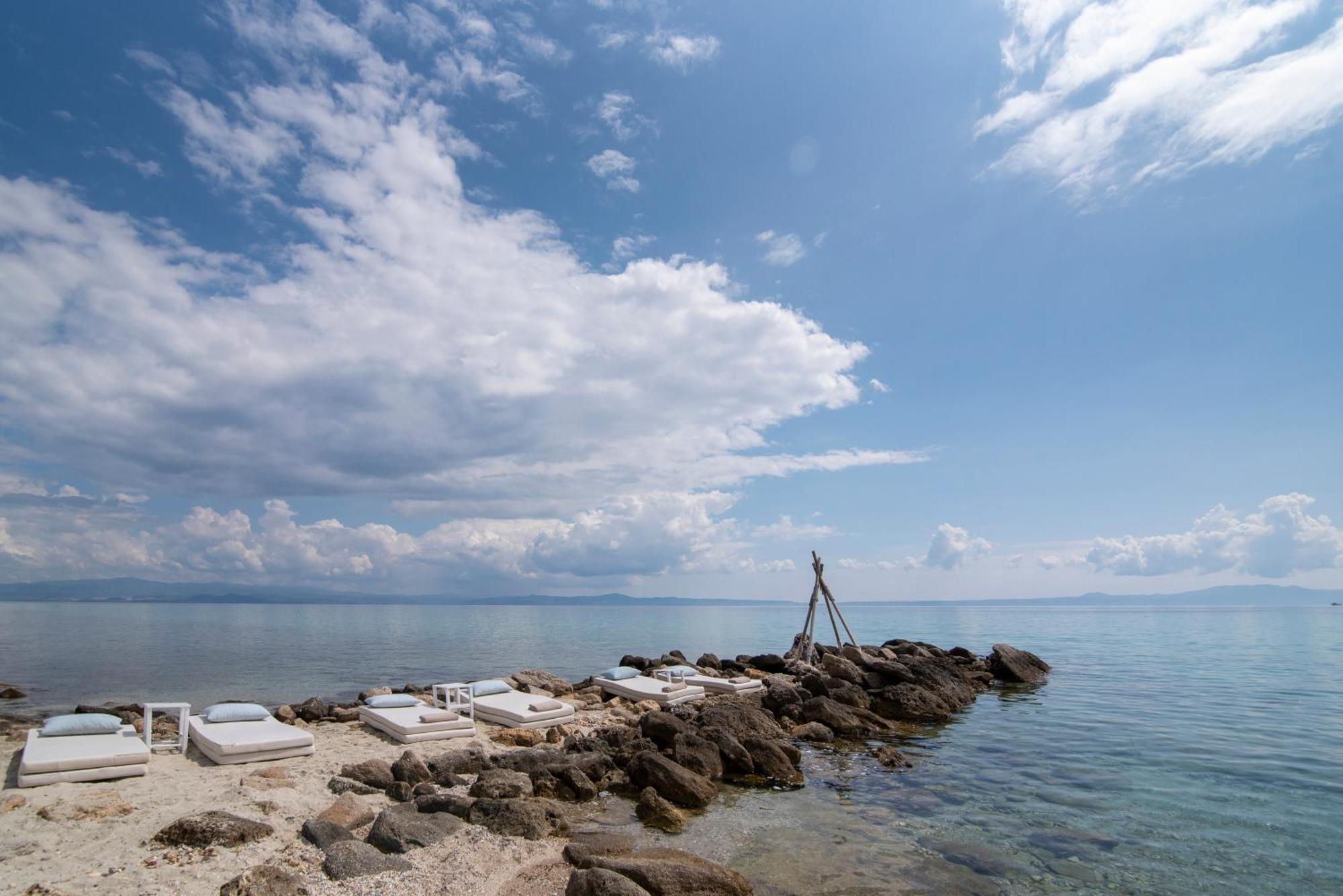 White Suites Resort Afytos Exterior photo